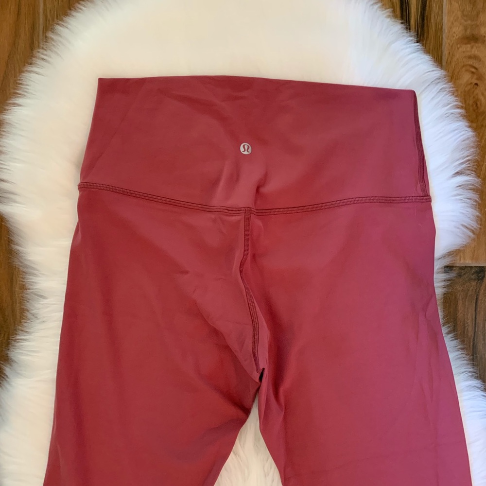 Align crop misty merlot MYMT lululemon nulu - Picture 6 of 8